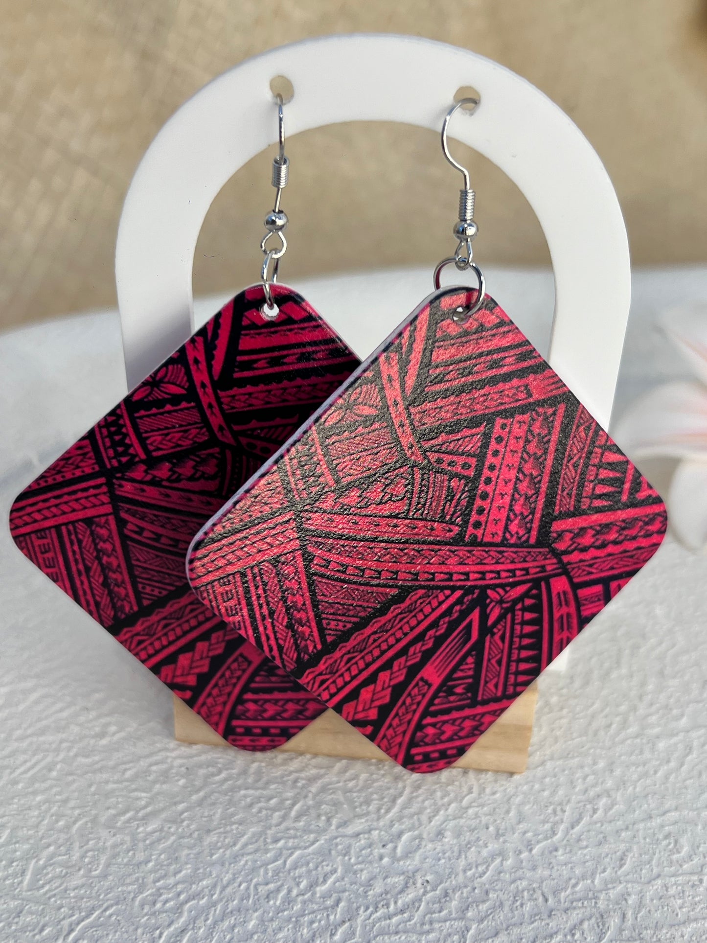 Ilani - Tribal Triangle Drops