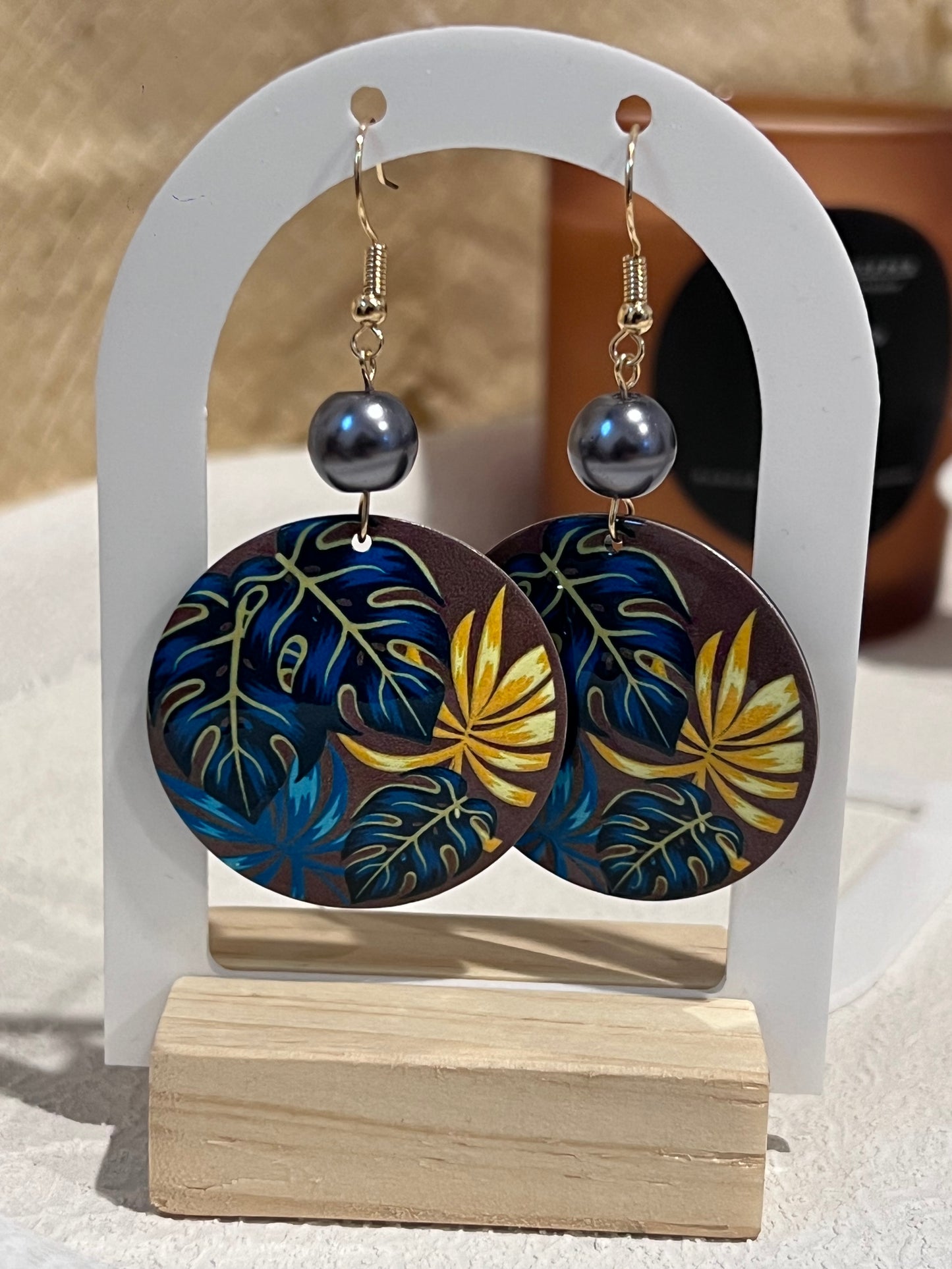 Pu’epu’emai - Blue Monsterra Drops