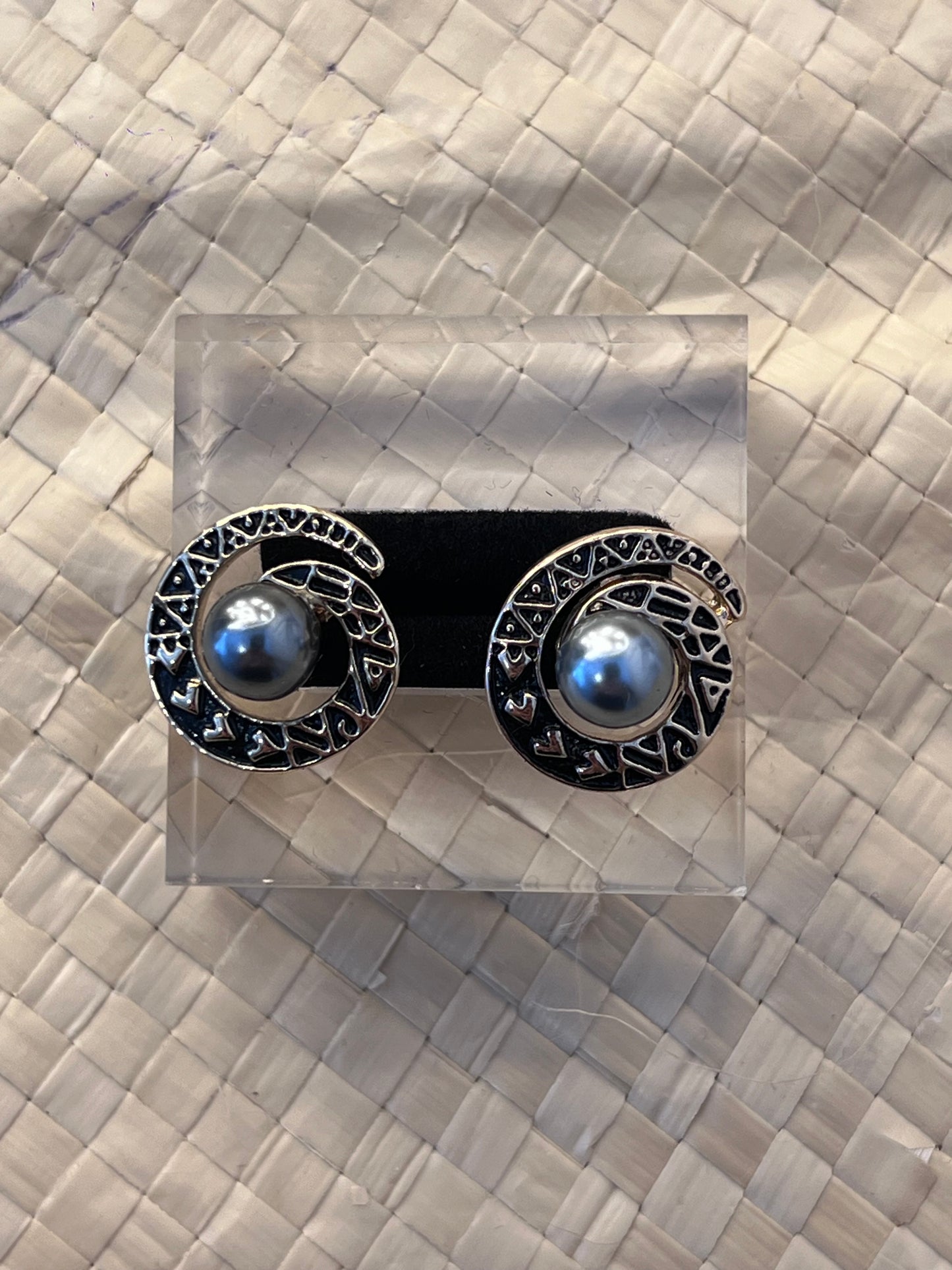 Matanofie - Ocean pearl Studs