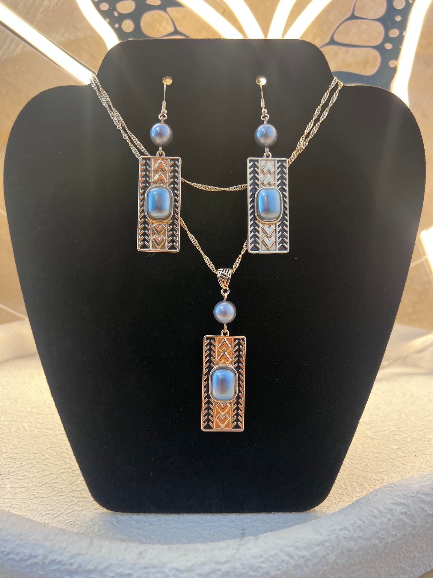 Matanofie - Pearl Centred Set