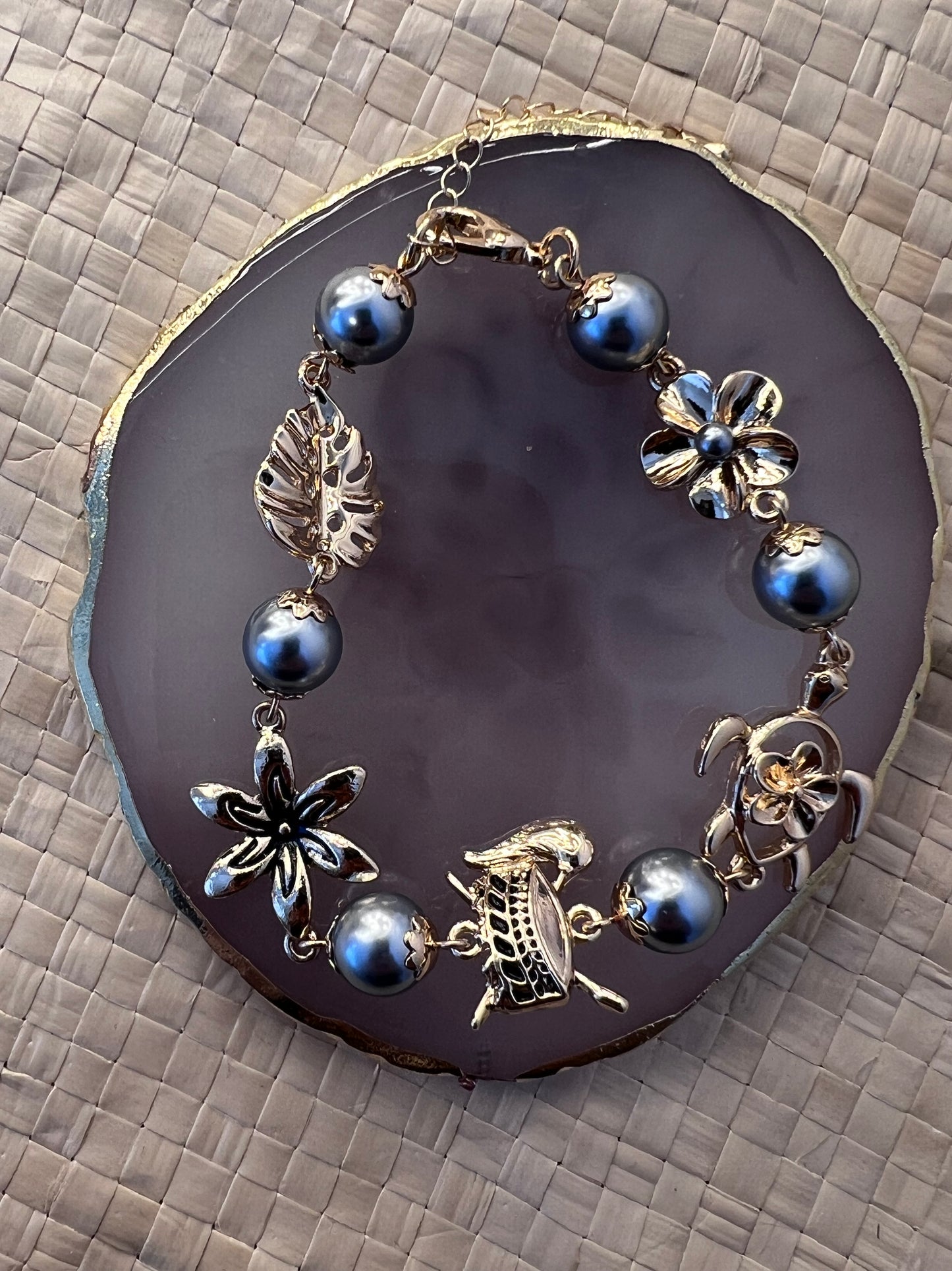 Ali’itasi - Kava bowl charm Bracelet