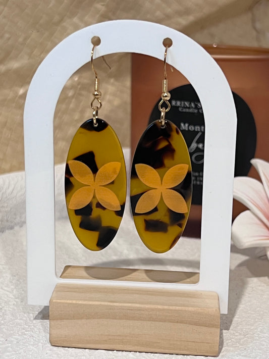 Sa Petaia - Acrylic Oval Drops