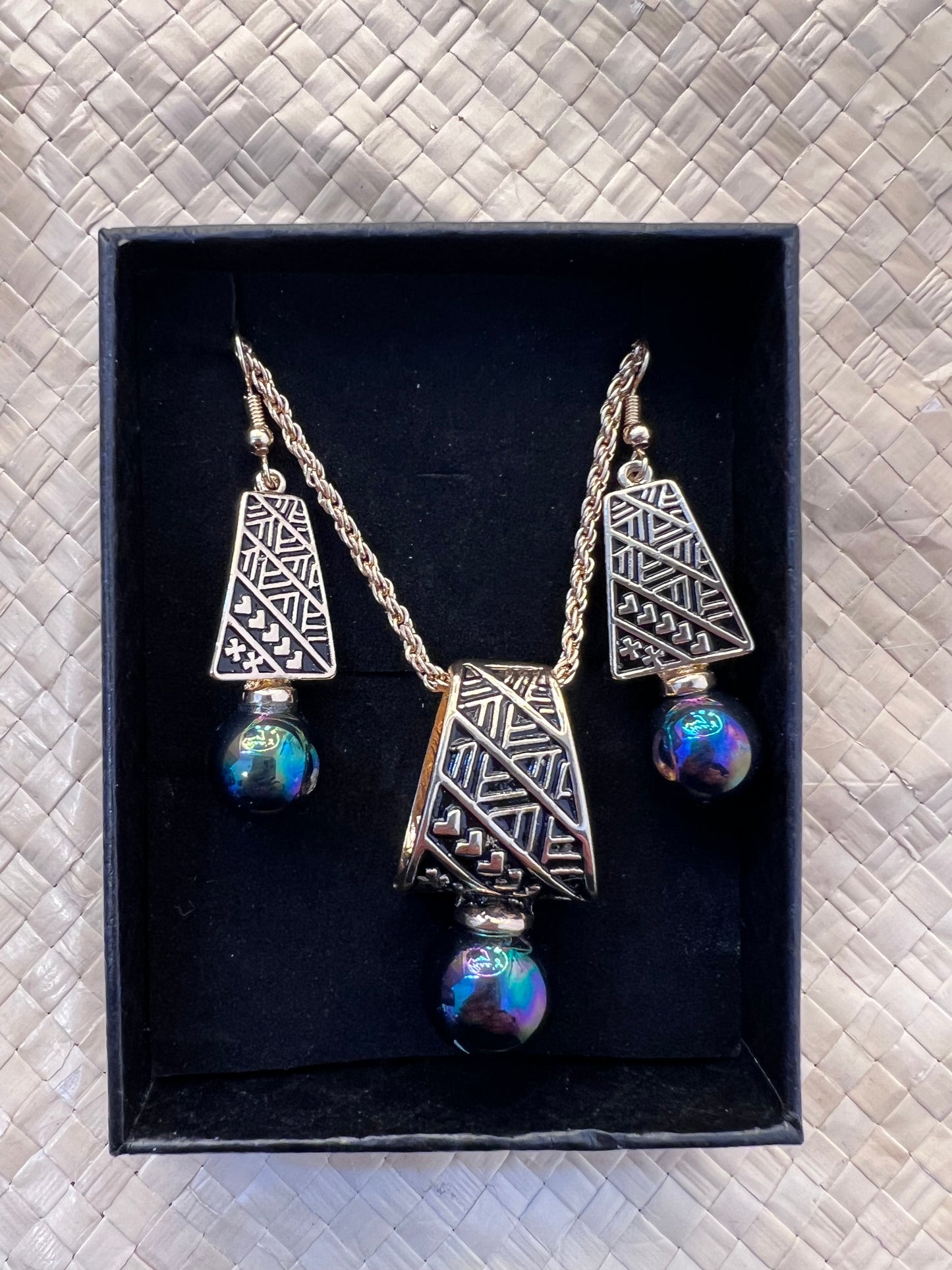 Maka-nofie Mystery Box (Limited time only)