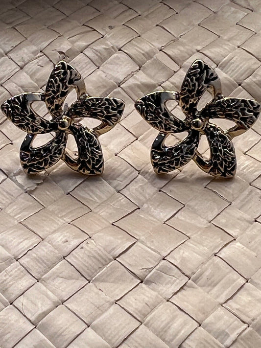 Matanofie - Patterned Pua Studs