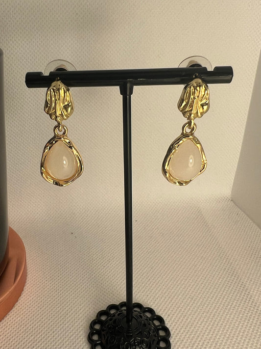 Rrina Gold plated pearl drops